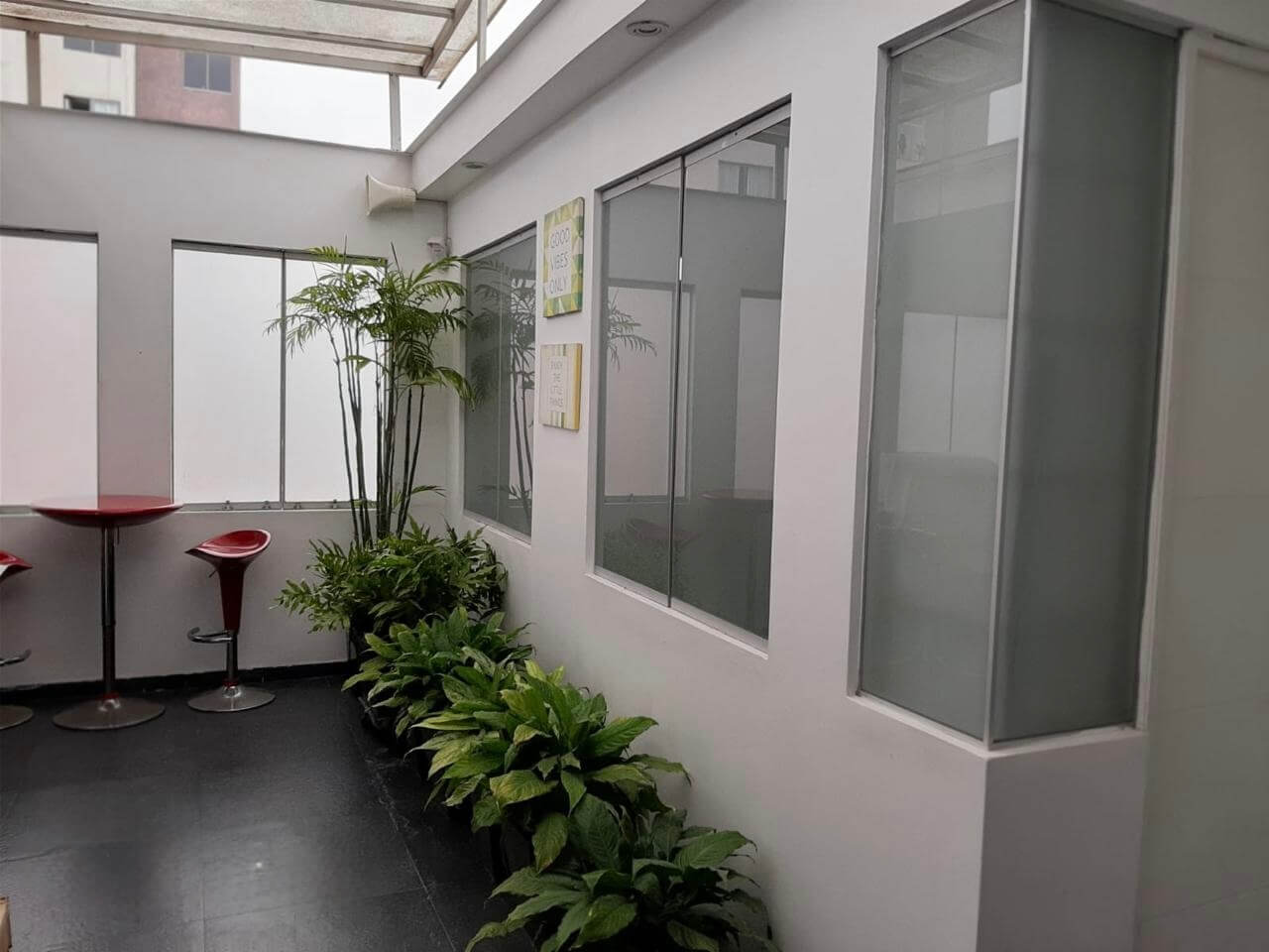 9e2098da-abfd-4869-a4e0-3cf948b44cda